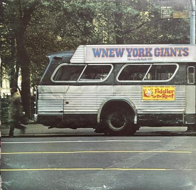 The Fifth Avenue bus